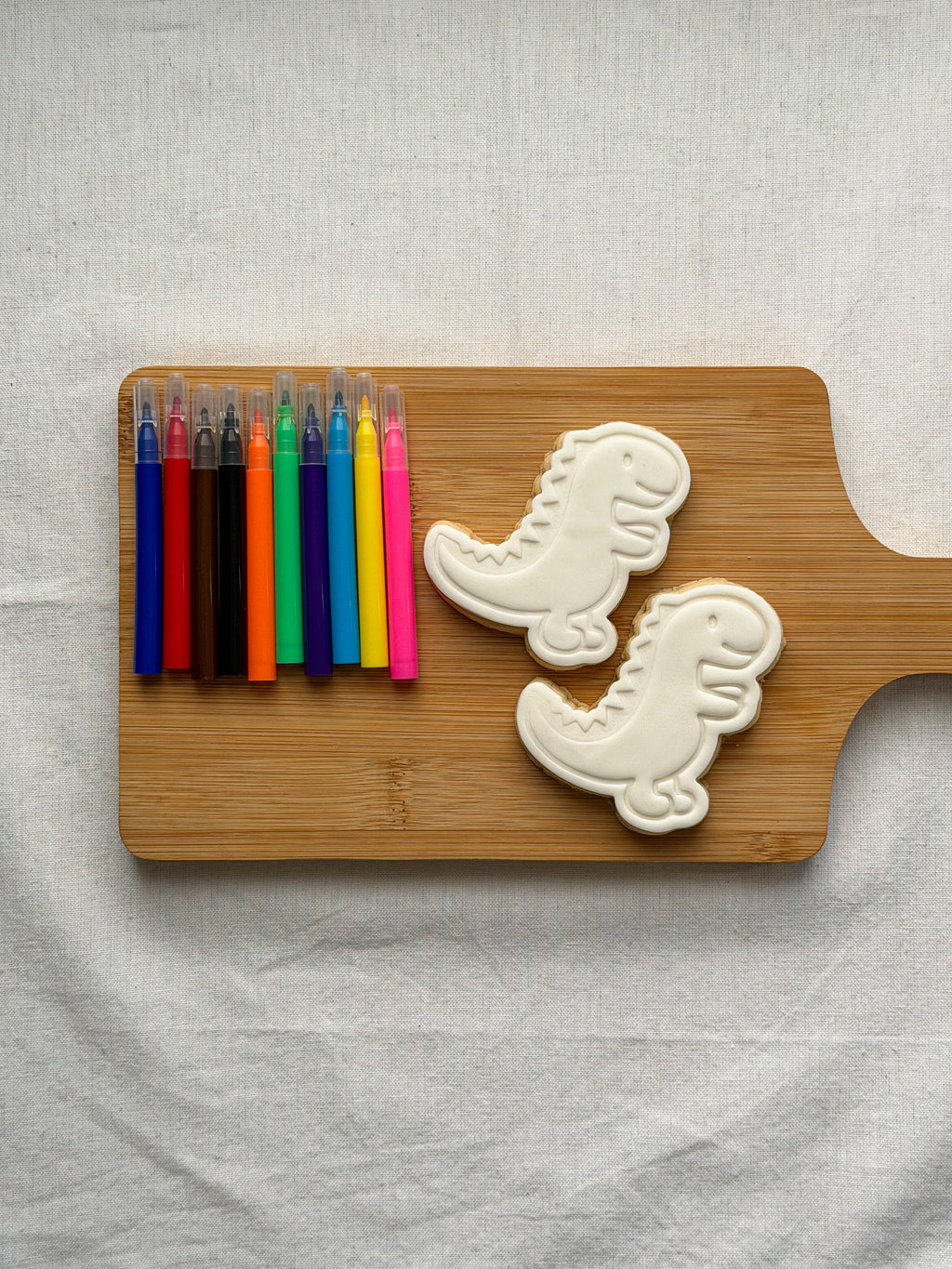 Dinosaur Colour-In Cookie Kit