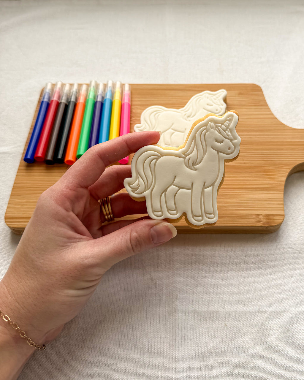 Unicorn Colour-In Cookie Kit