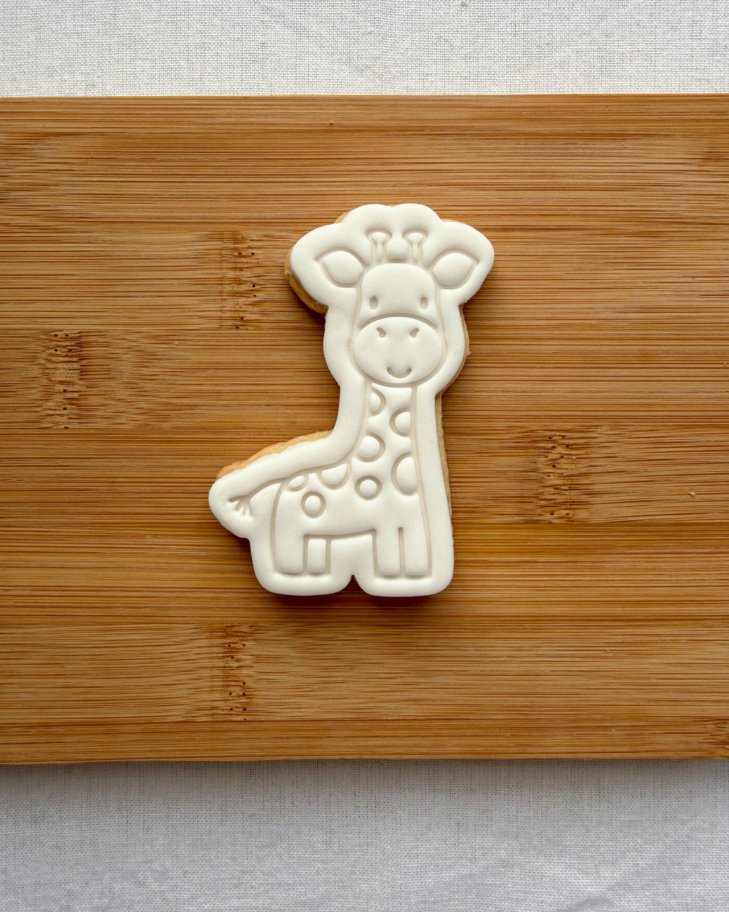 Giraffe Colour-In Cookie Kit
