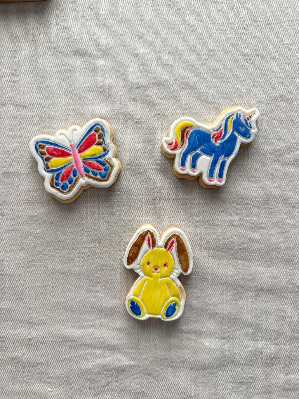 Bunny Colour-In Cookie Kit